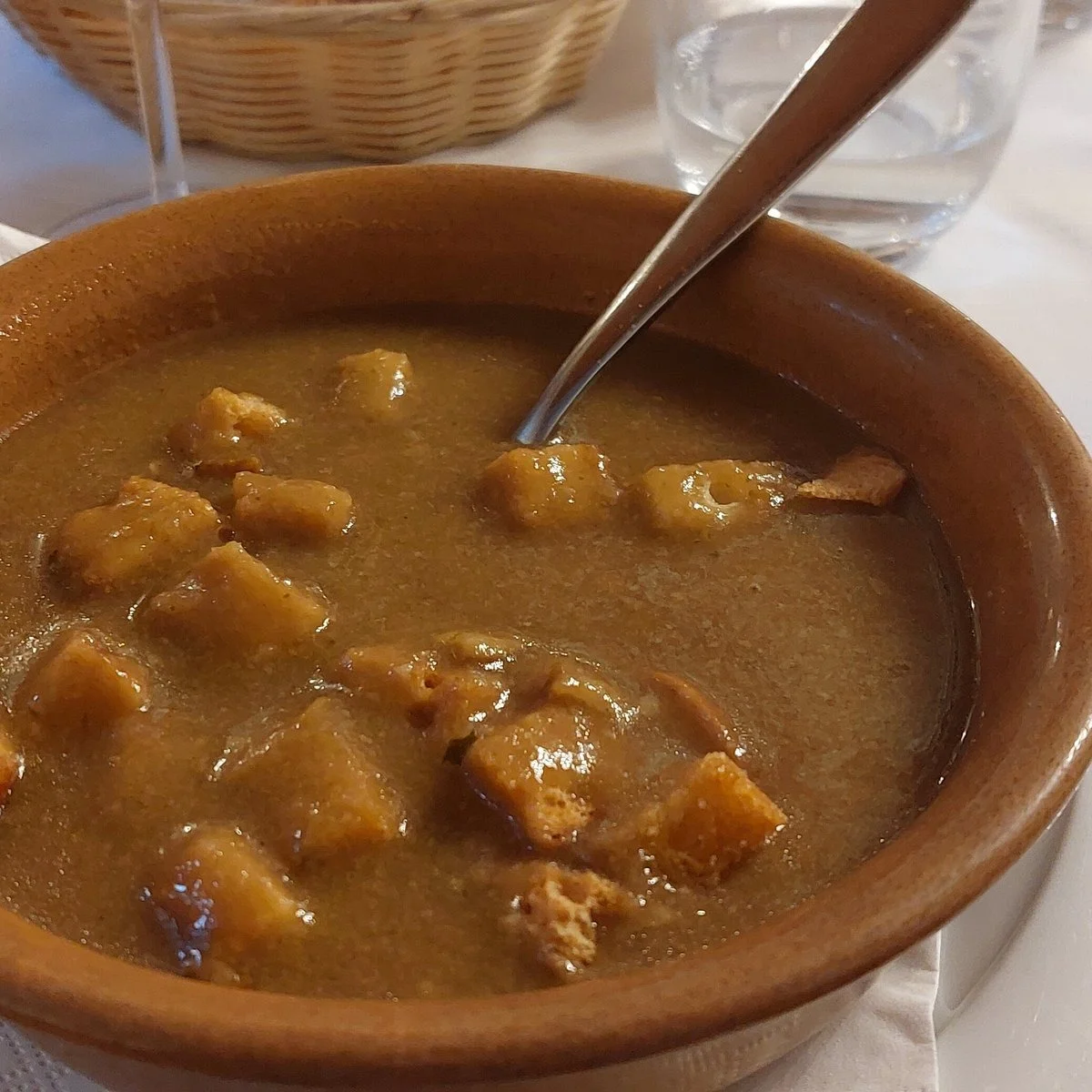 Zuppa di Porcini, piatto tradizionale trentino Zuppa di Porcini, piatto tradizionale trentino